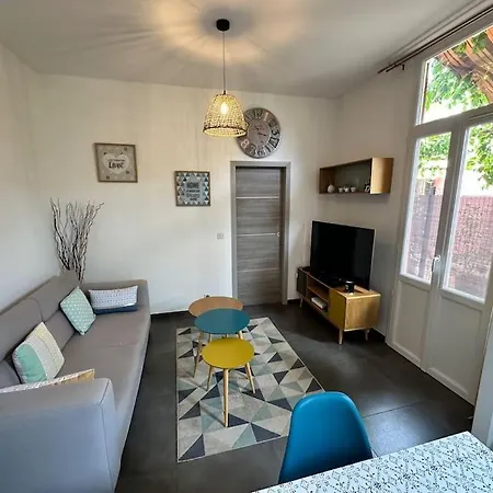 Maison Au Calme Avec Jardin Hotel